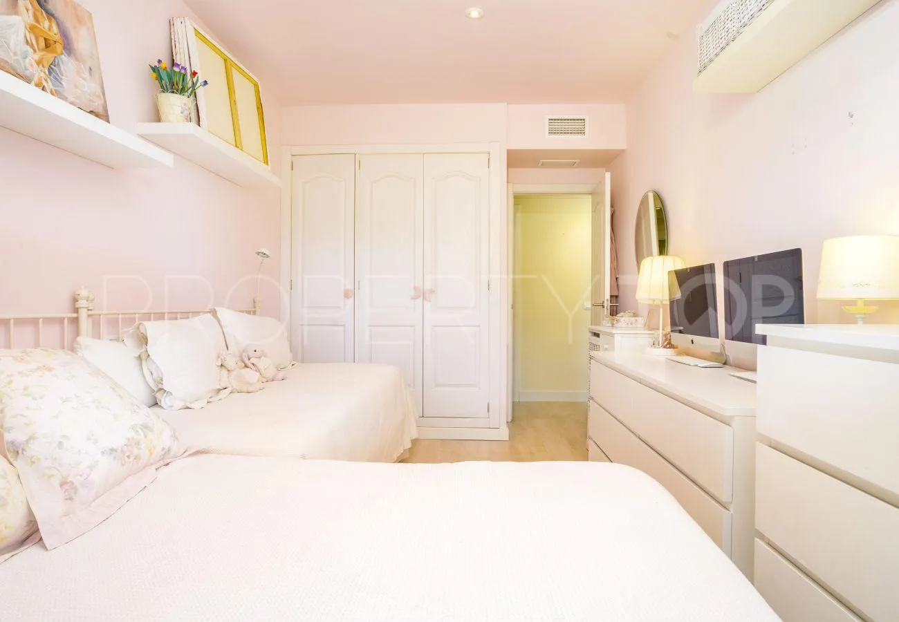For sale apartment with 3 bedrooms in Costa Nagüeles III