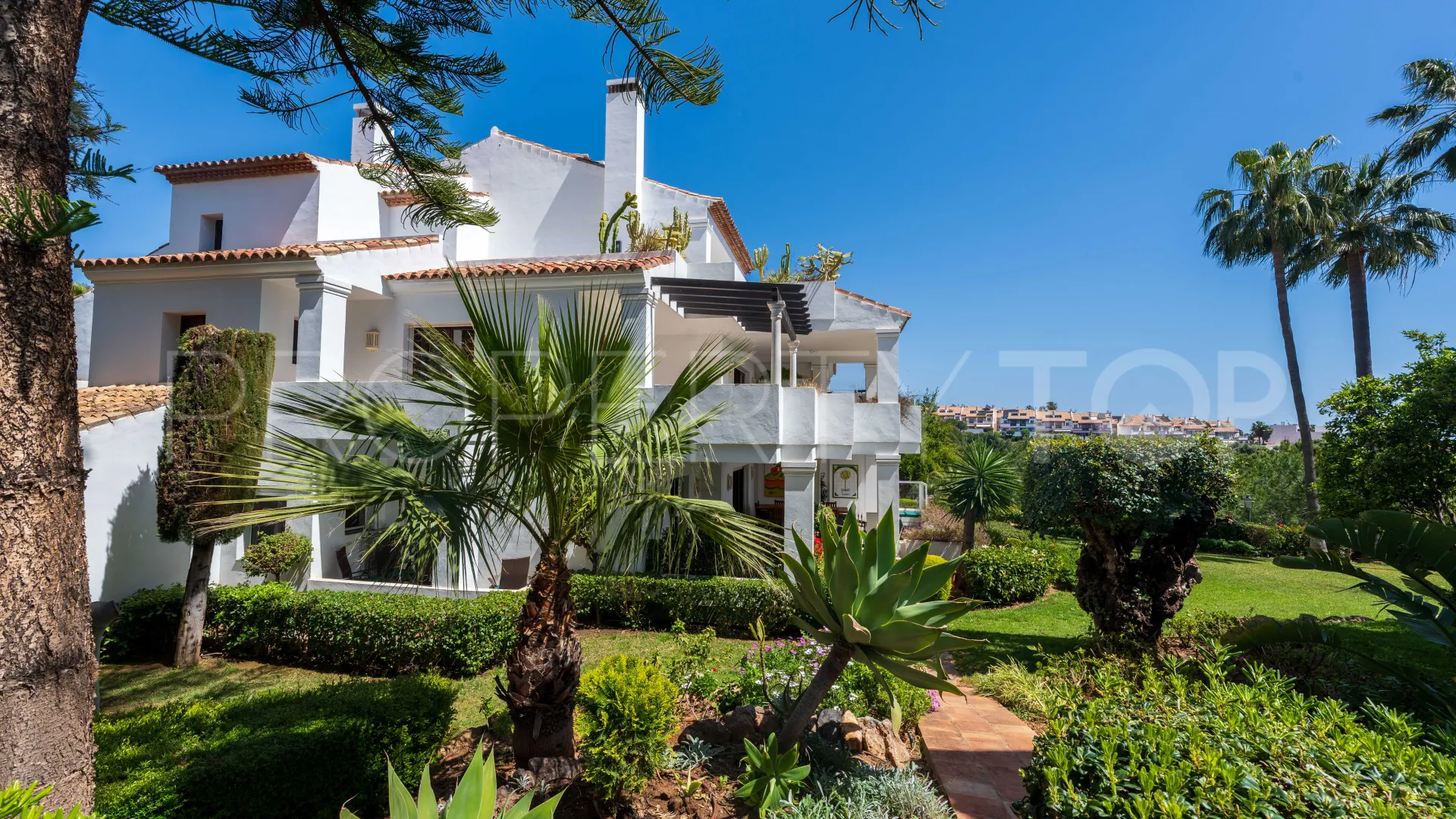 Apartamento planta baja en venta en Monte Paraiso Country Club