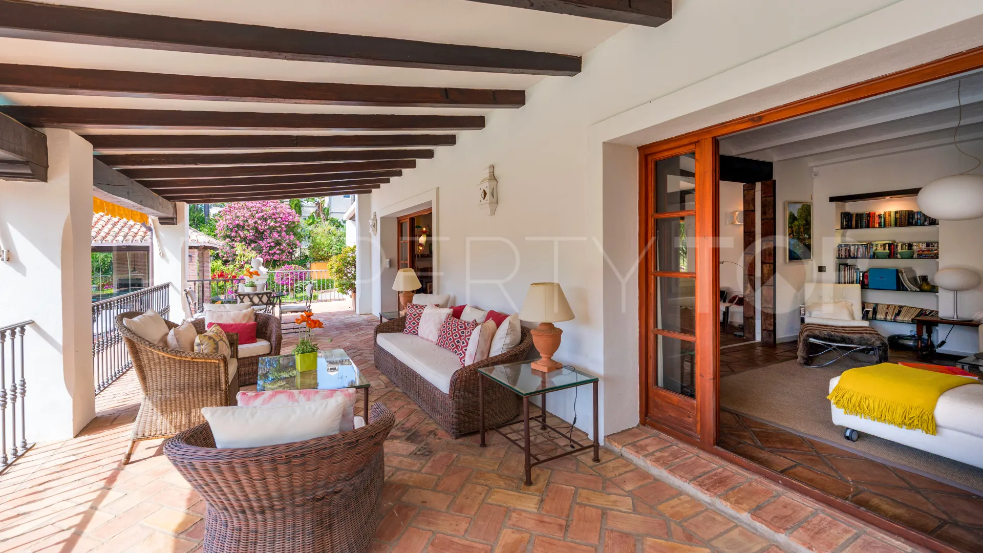 4 bedrooms villa for sale in Paraiso Medio