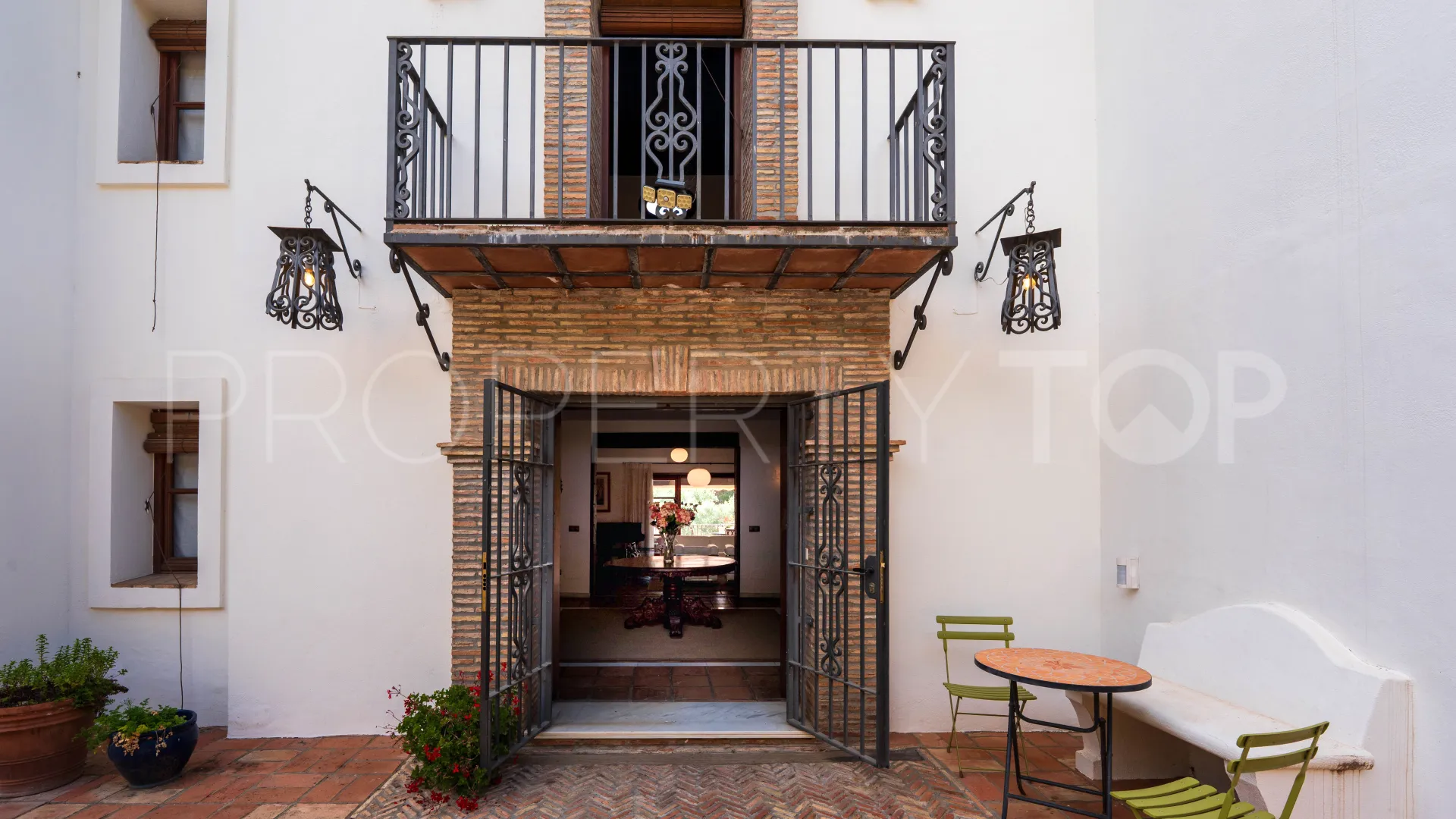 4 bedrooms villa for sale in Paraiso Medio