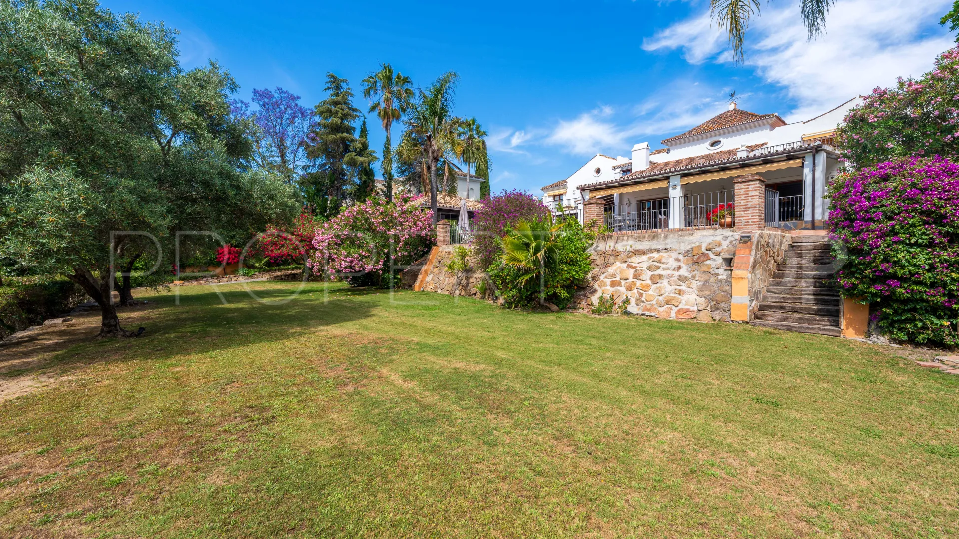4 bedrooms villa for sale in Paraiso Medio