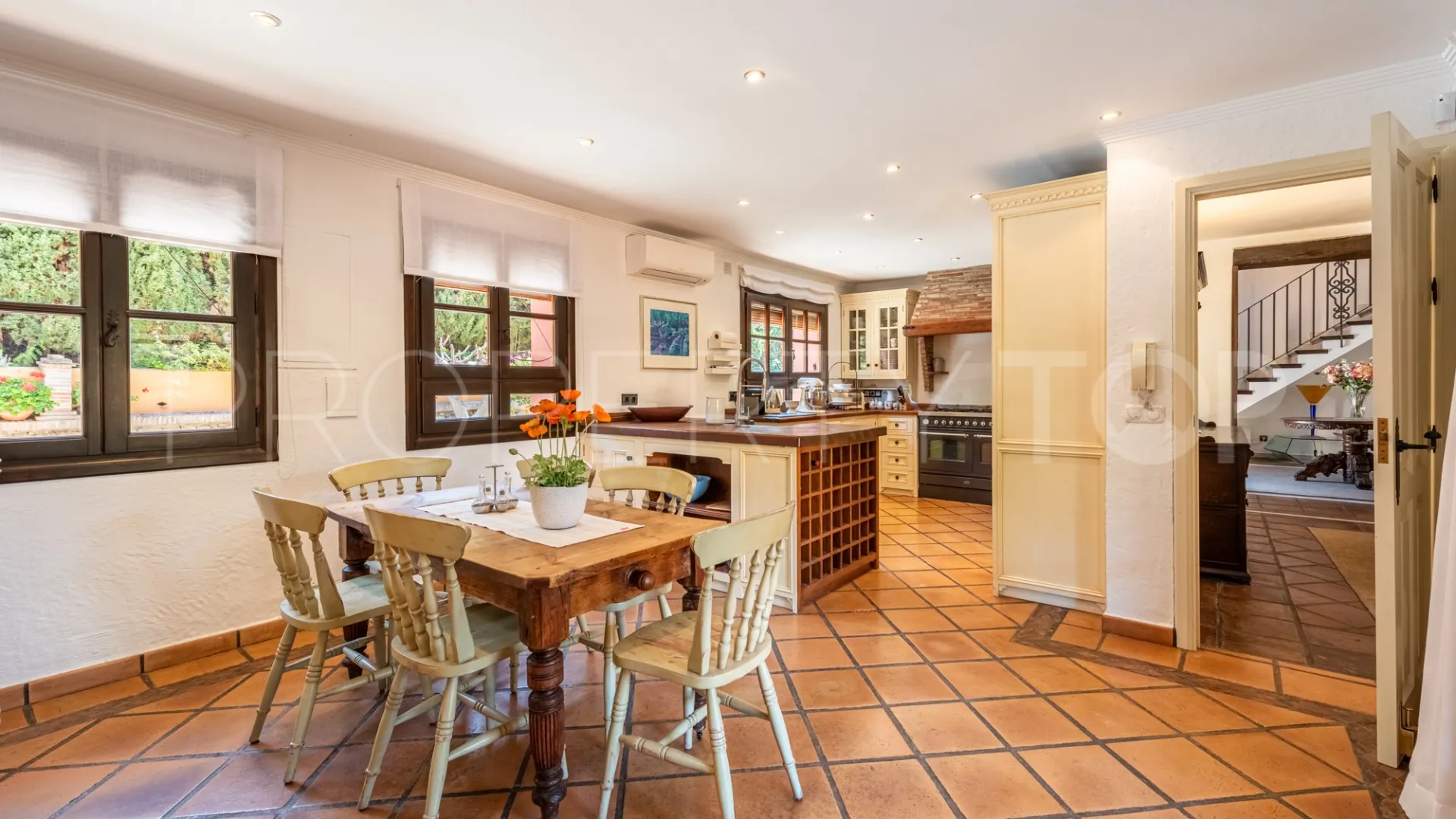 4 bedrooms villa for sale in Paraiso Medio