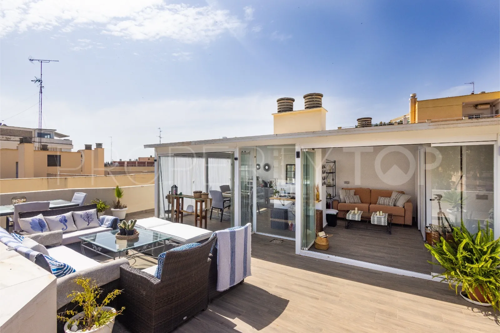 Ático en venta en Marbella Ciudad de 2 dormitorios