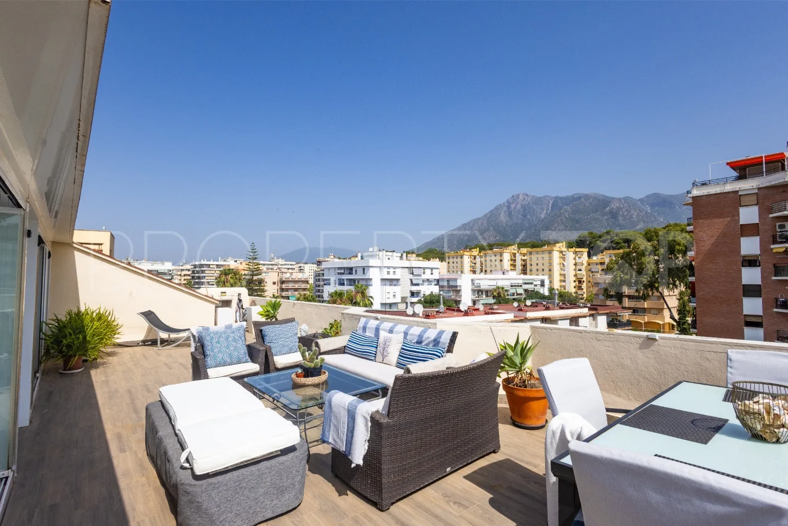 Ático en venta en Marbella Ciudad de 2 dormitorios