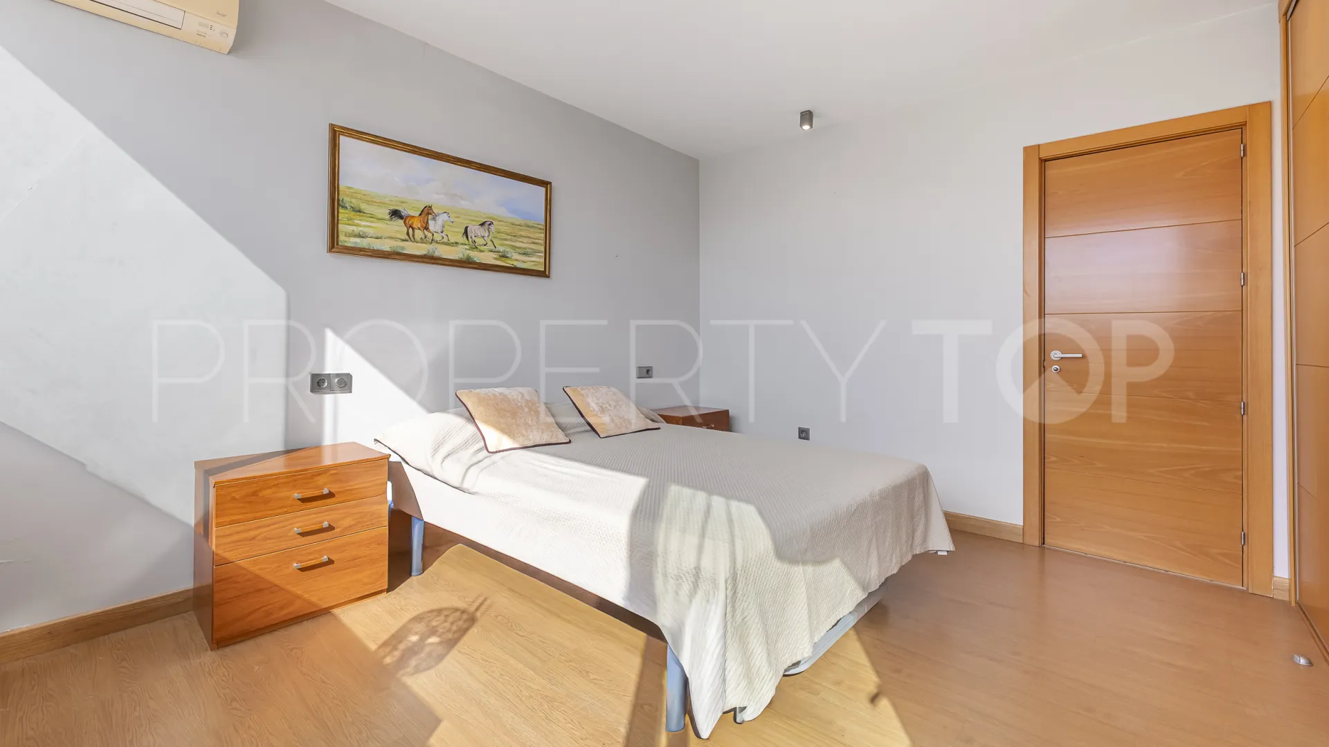 Marbella Ciudad, Ático de 3 dormitorios en venta