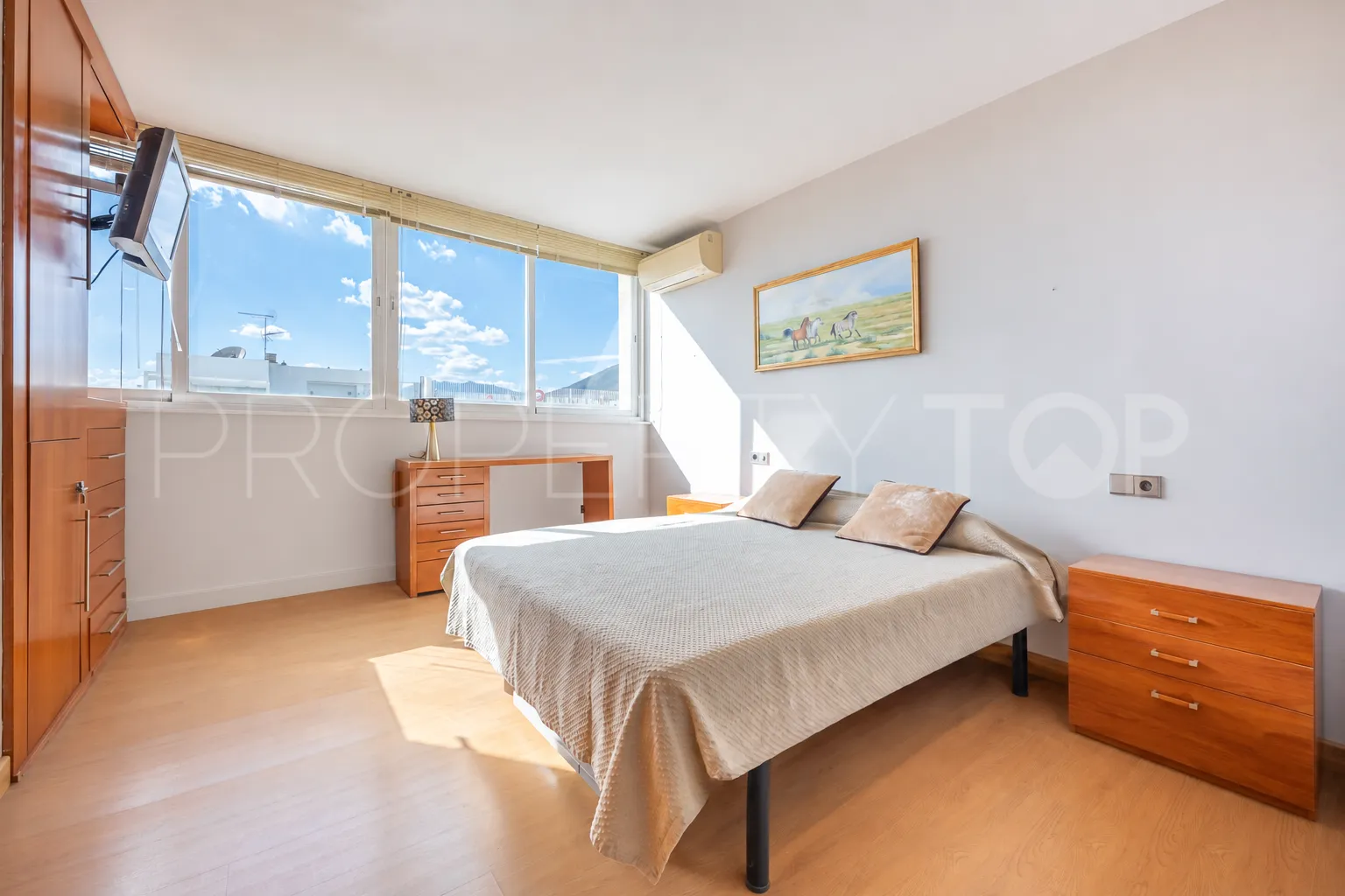 Marbella Ciudad, Ático de 3 dormitorios en venta