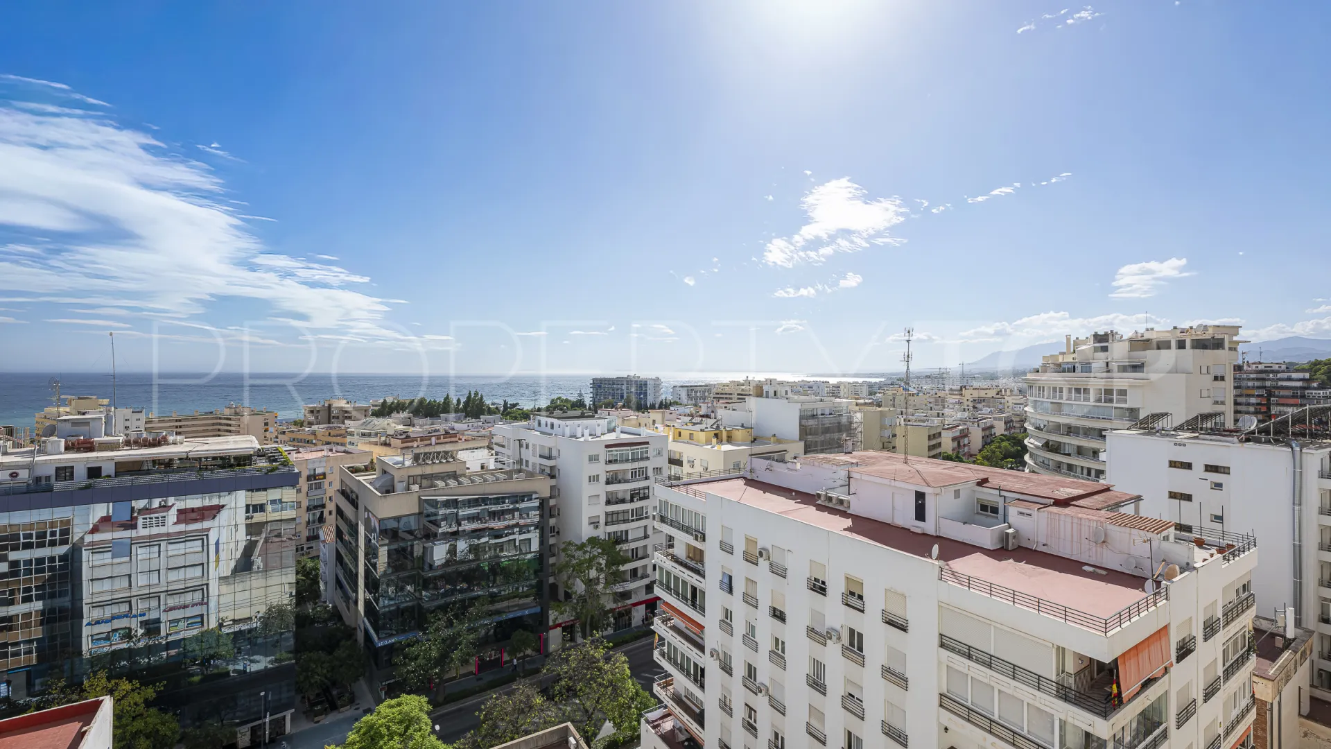 Marbella Ciudad, Ático de 3 dormitorios en venta