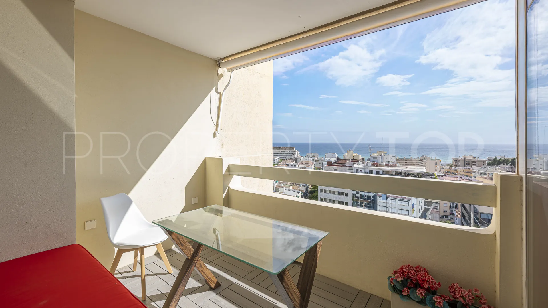 Marbella Ciudad, Ático de 3 dormitorios en venta