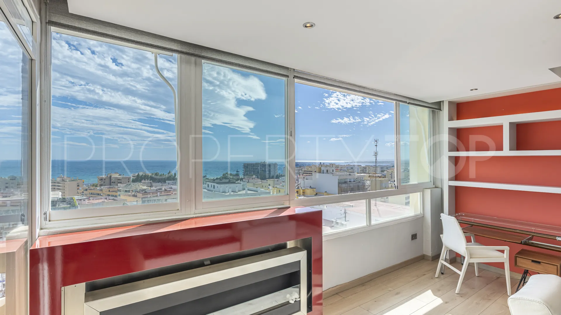 Marbella Ciudad, Ático de 3 dormitorios en venta