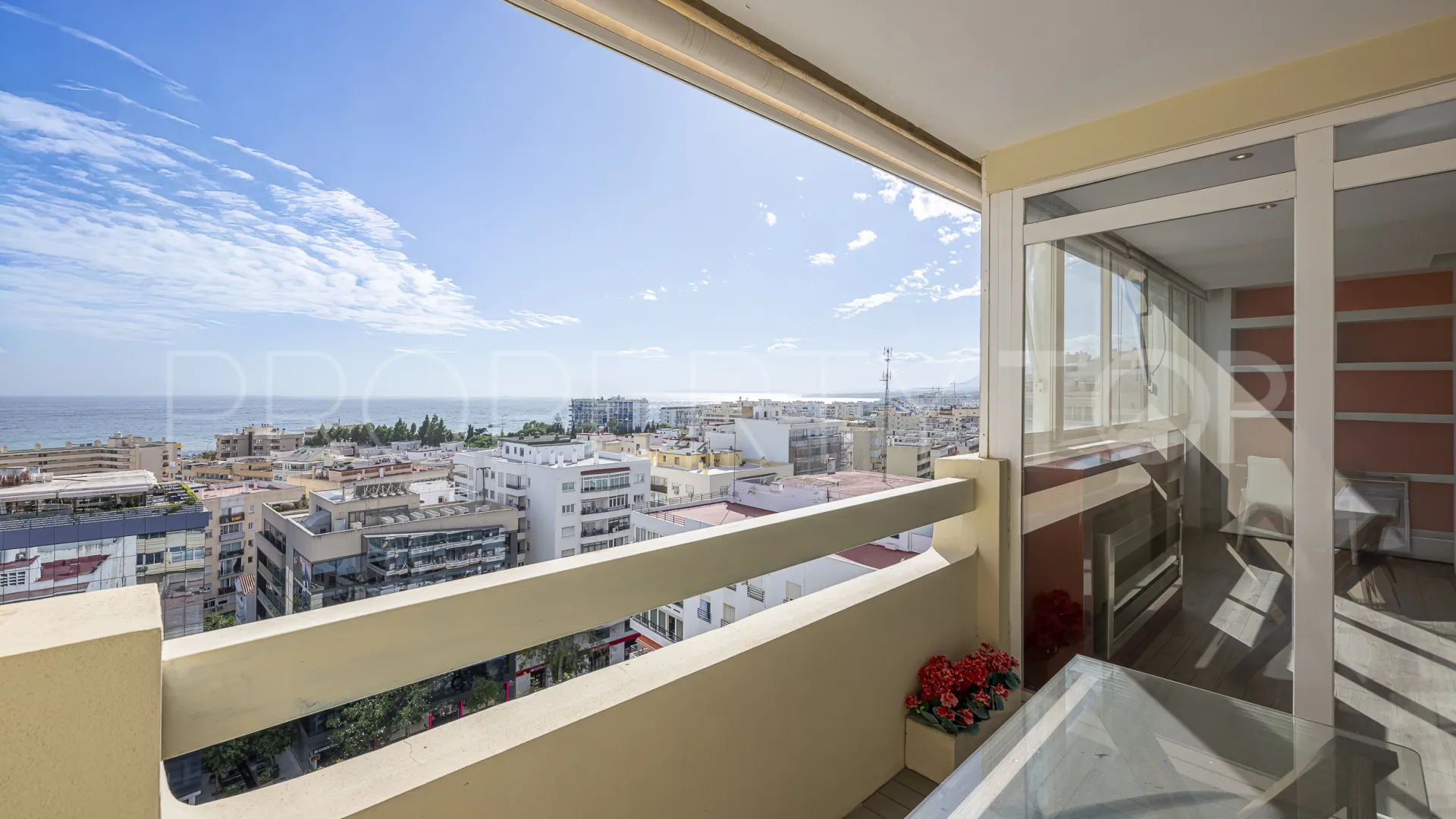 Marbella Ciudad, Ático de 3 dormitorios en venta