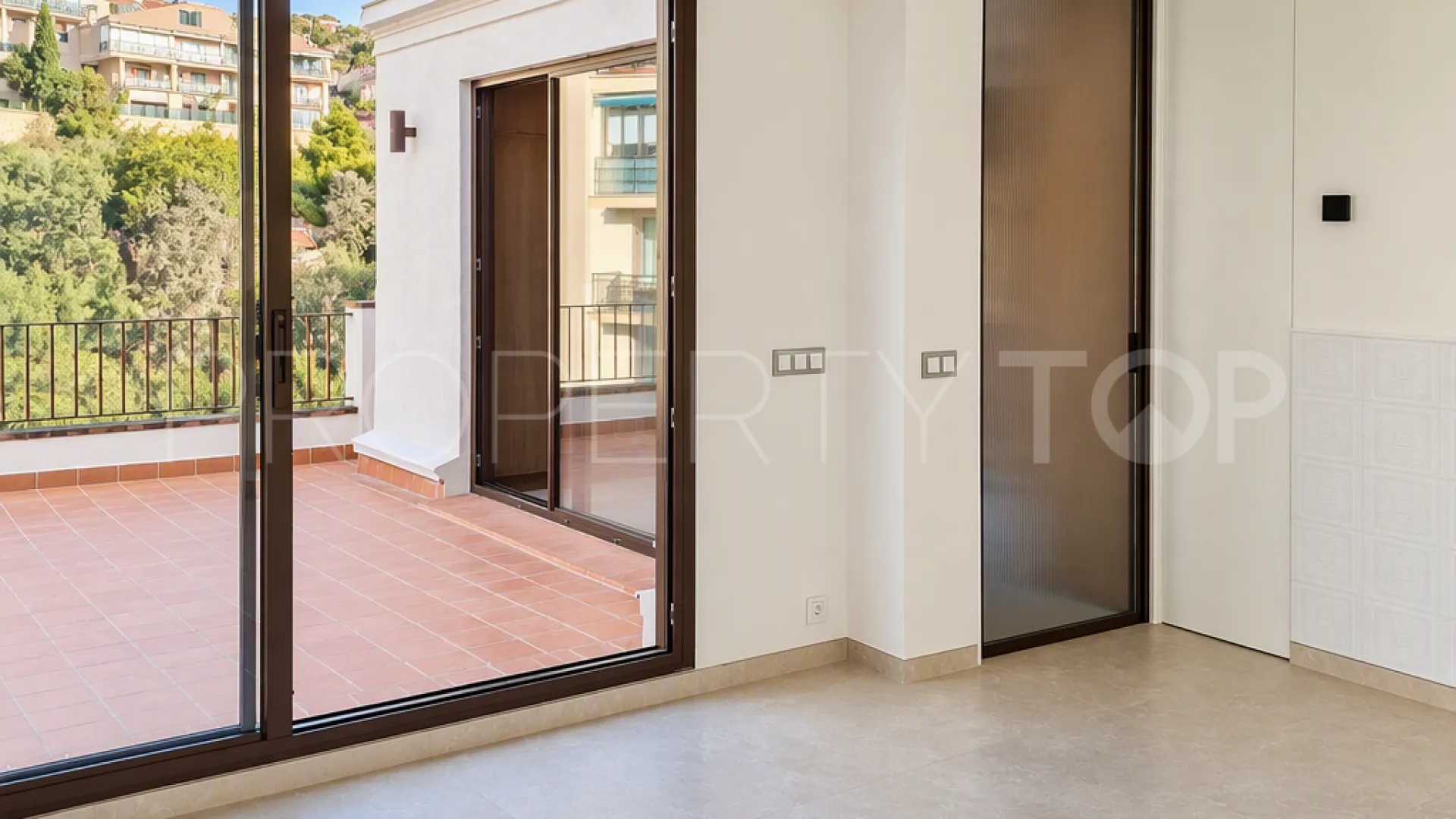Monte Sancha, Ático de 2 dormitorios a la venta
