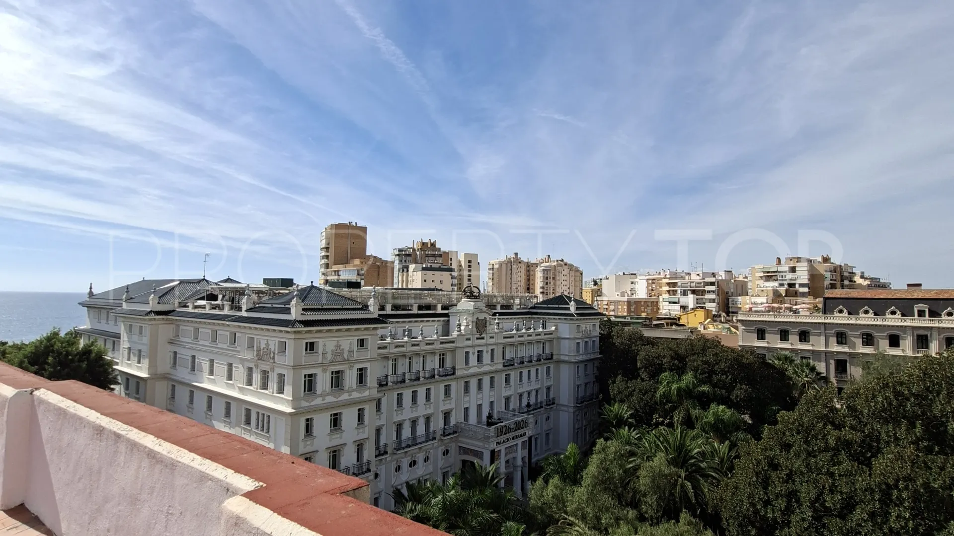 Monte Sancha, Ático de 2 dormitorios a la venta
