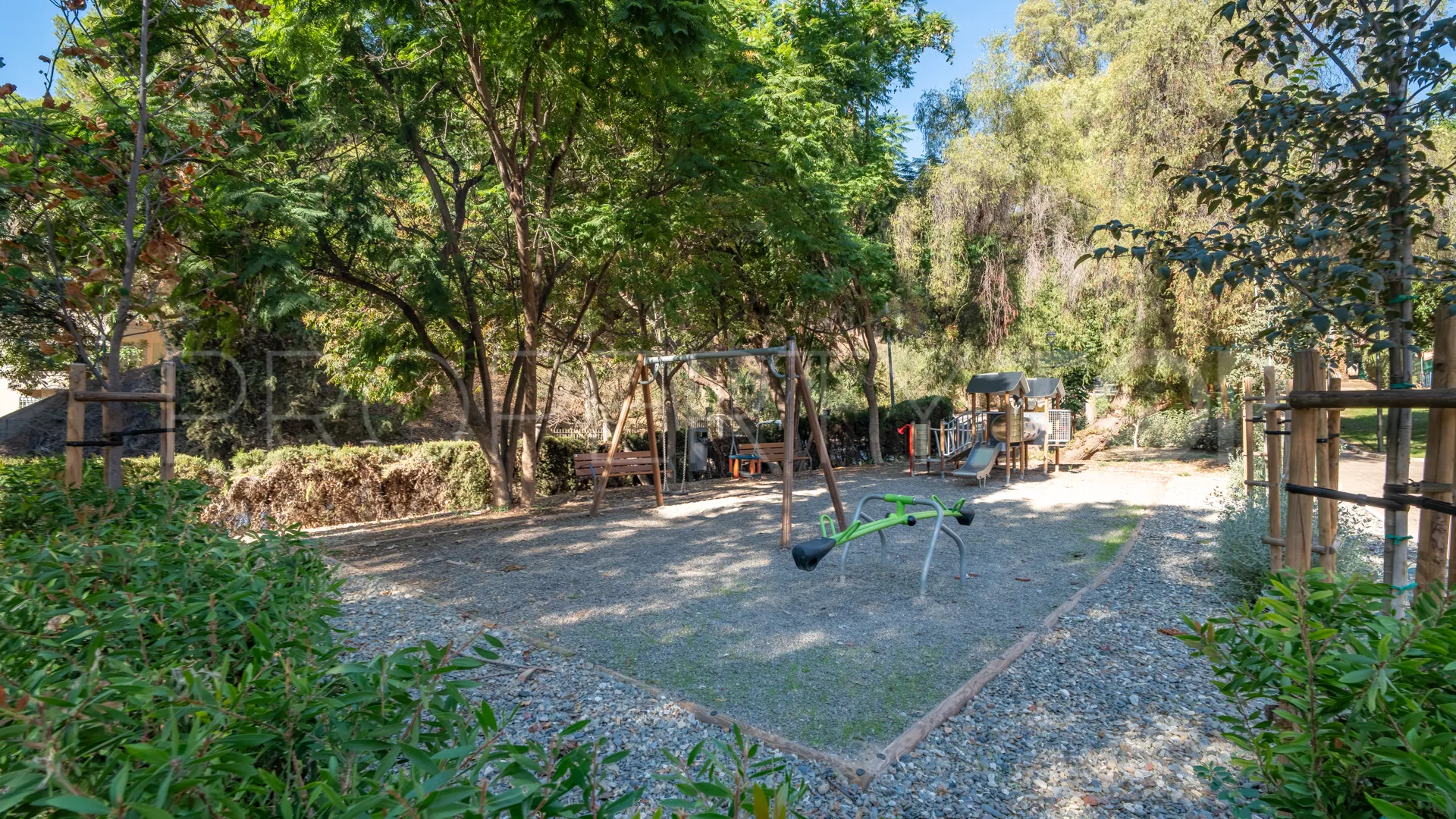 Malaga, duplex planta baja en venta con 4 dormitorios