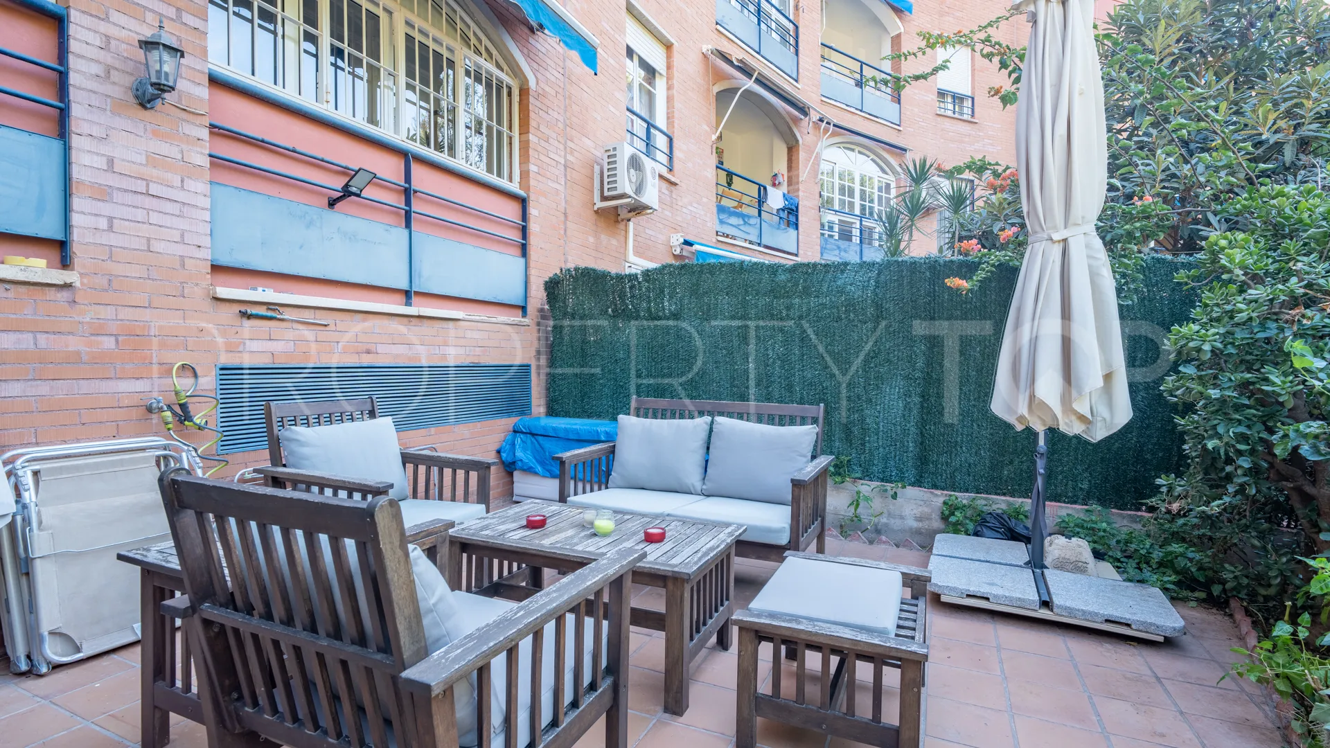 Malaga, duplex planta baja en venta con 4 dormitorios