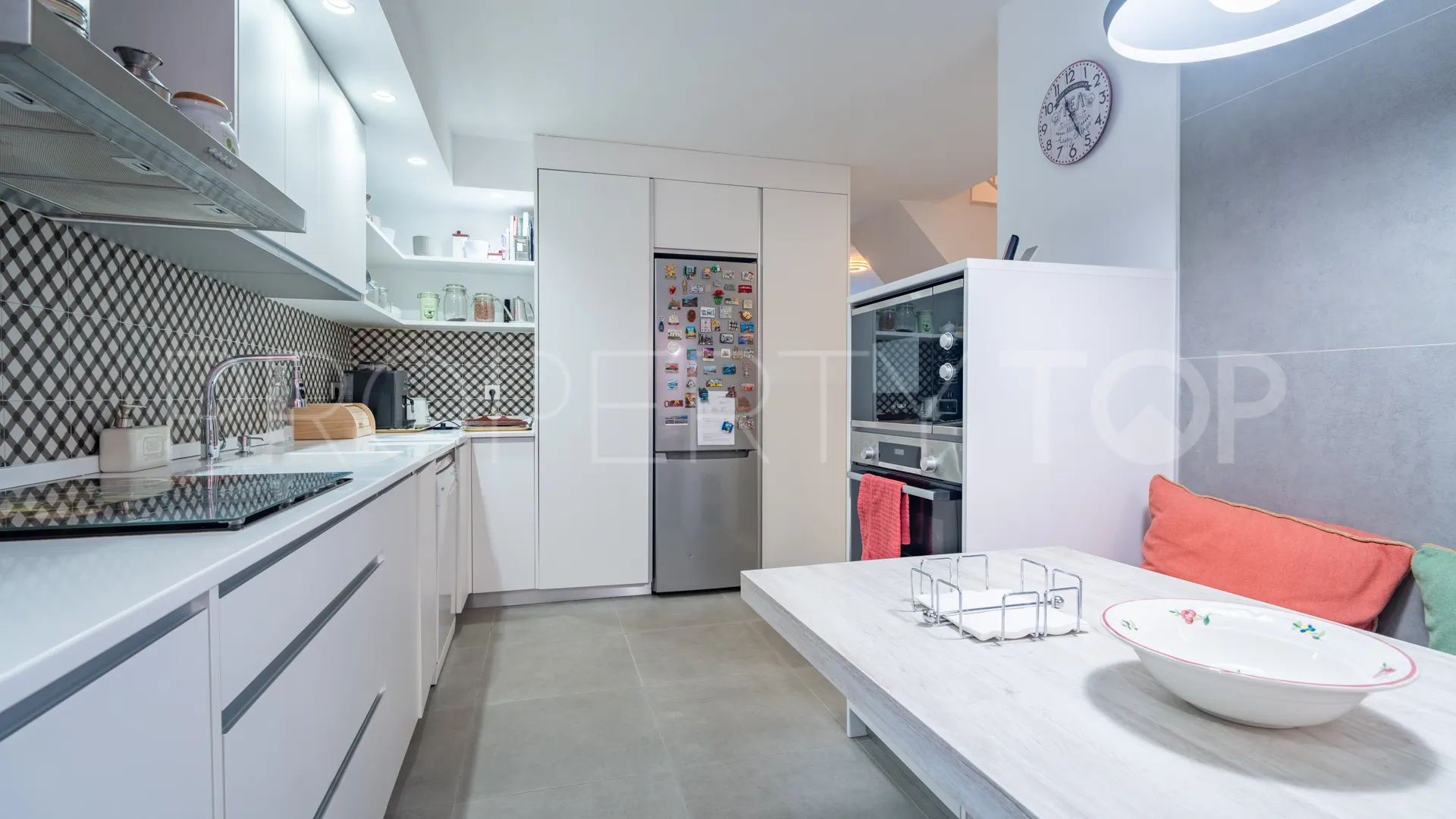 Malaga, duplex planta baja en venta con 4 dormitorios