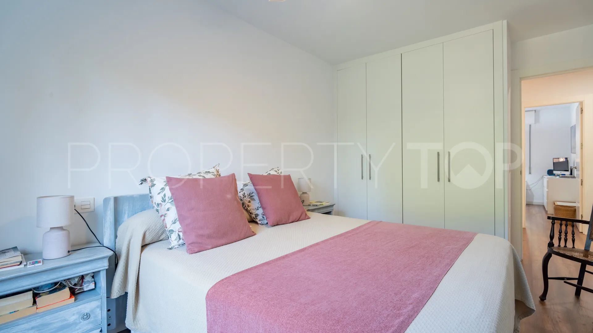 Malaga, duplex planta baja en venta con 4 dormitorios
