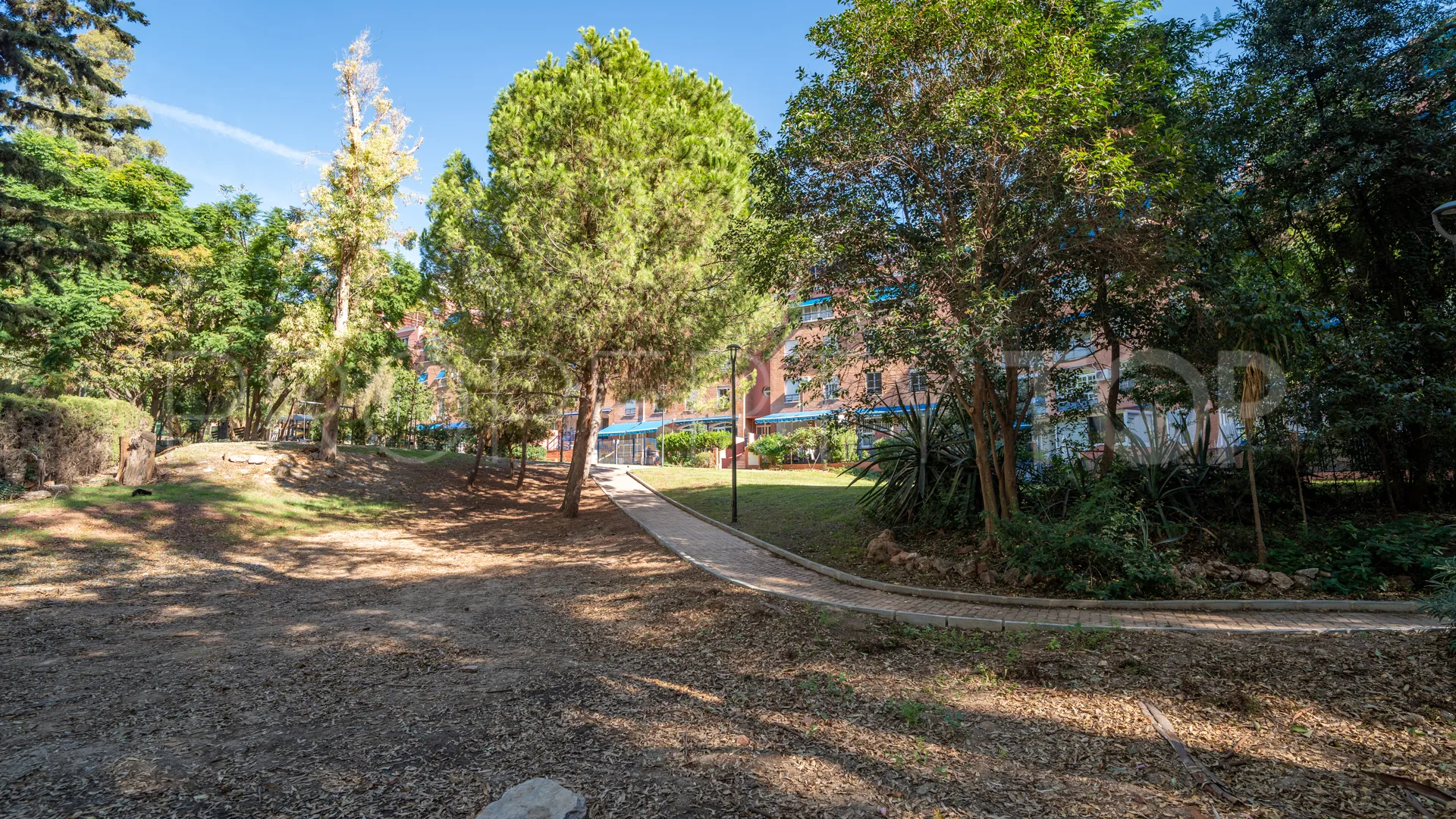 Malaga, duplex planta baja en venta con 4 dormitorios