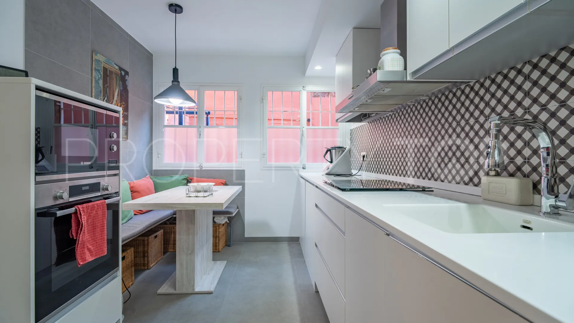 Malaga, duplex planta baja en venta con 4 dormitorios