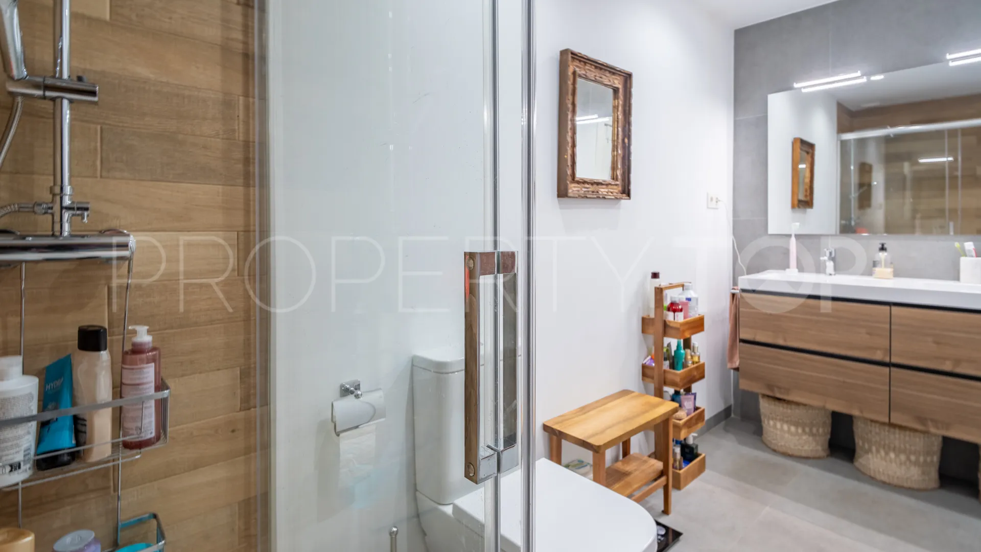 Malaga, duplex planta baja en venta con 4 dormitorios