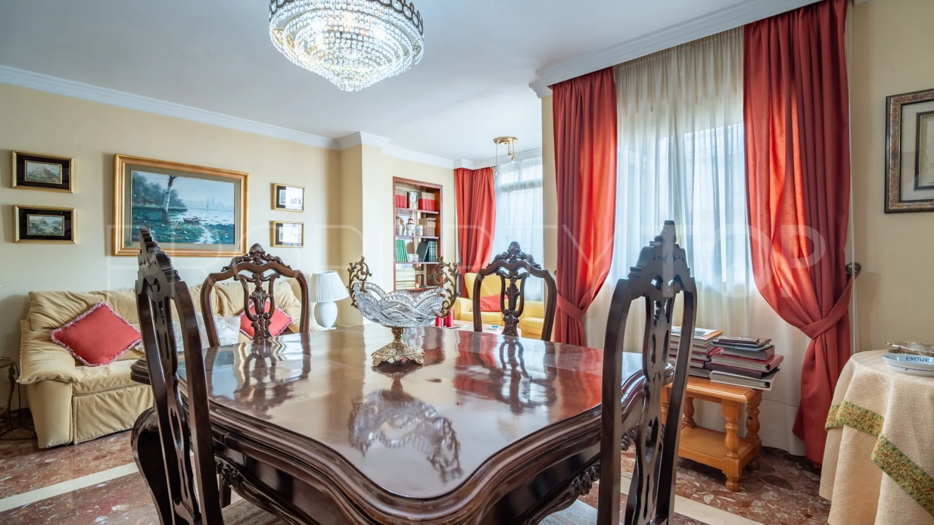 Flat with 4 bedrooms for sale in La Victoria - Conde de Ureña - Gibralfaro