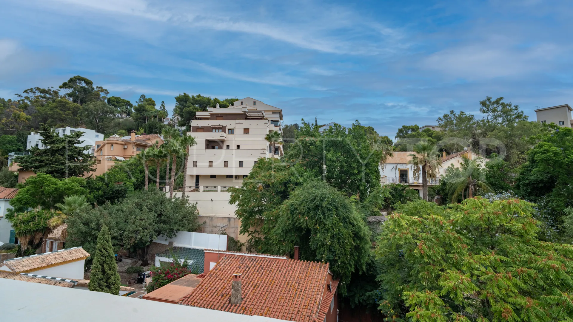 4 bedrooms apartment for sale in El Limonar