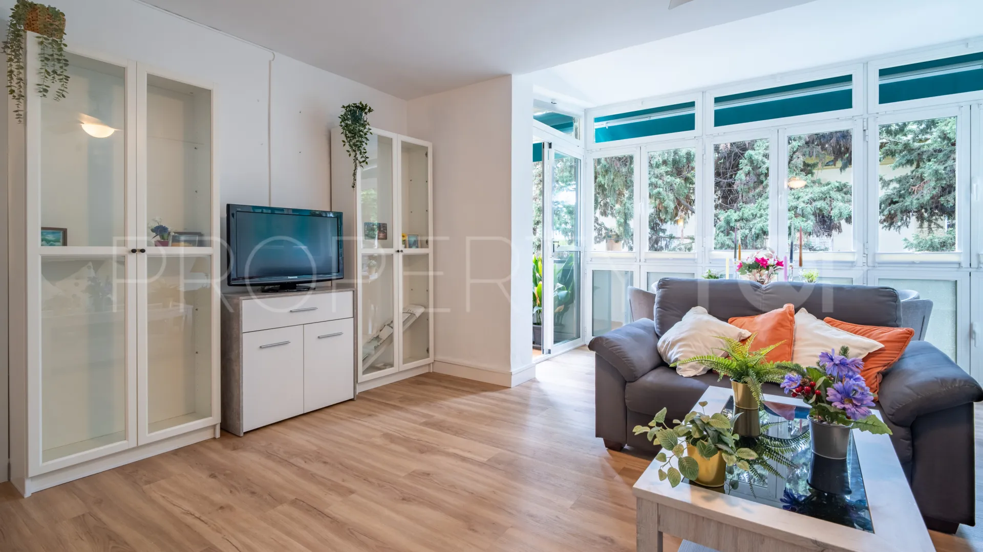 4 bedrooms apartment for sale in El Limonar
