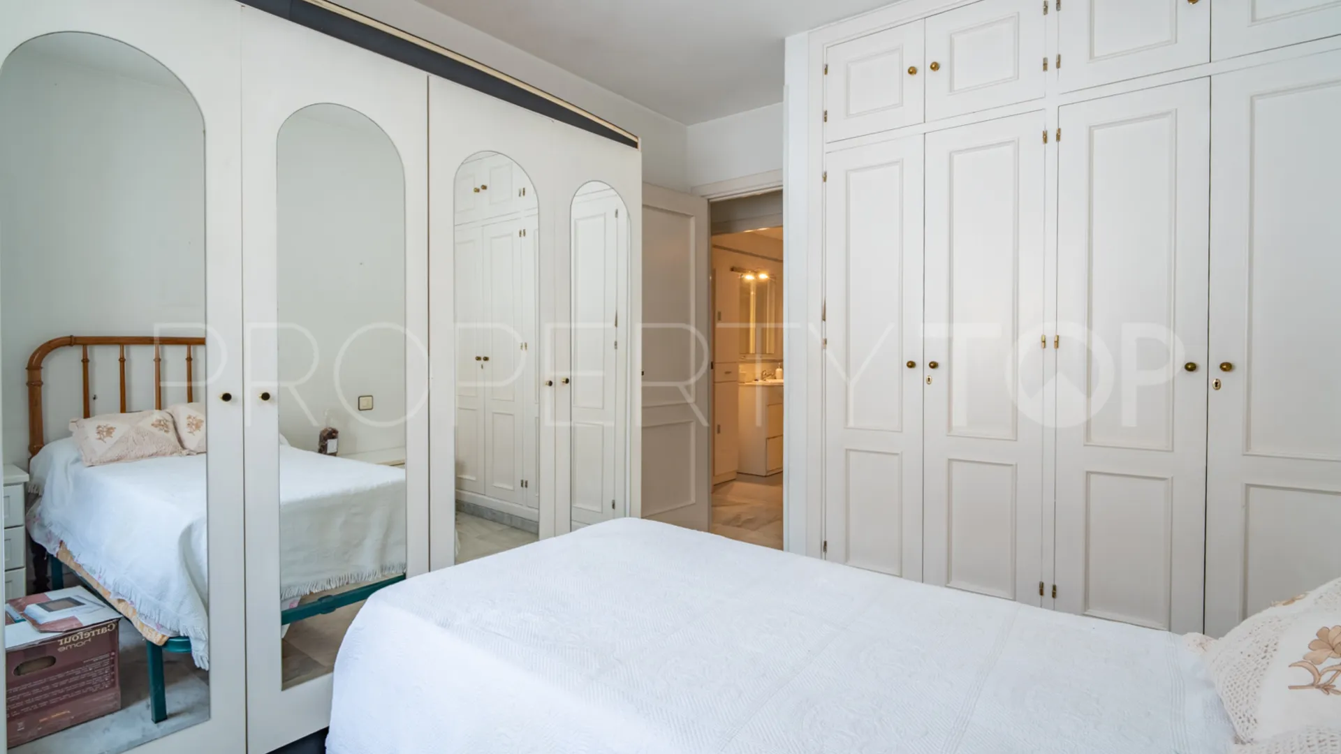 For sale apartment in Pedregalejo