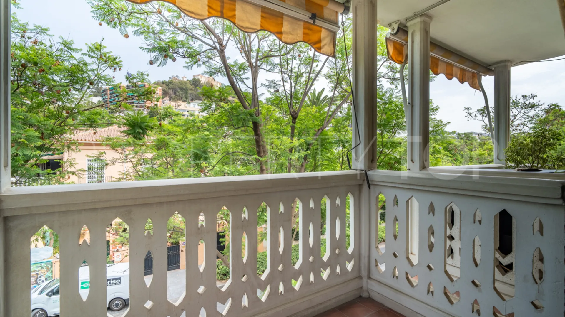 For sale apartment in Pedregalejo
