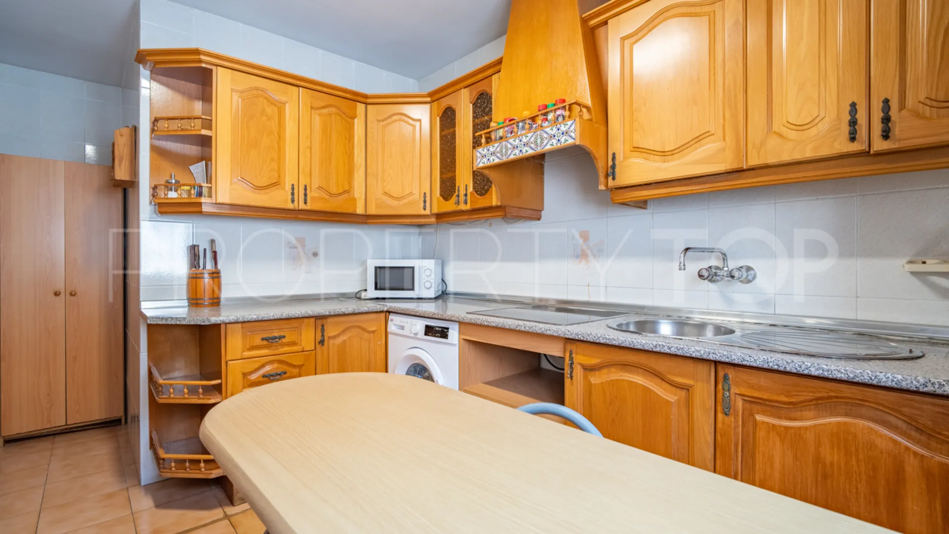 For sale apartment in Pedregalejo