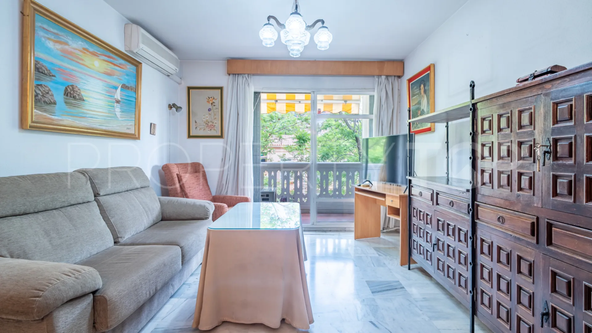 For sale apartment in Pedregalejo
