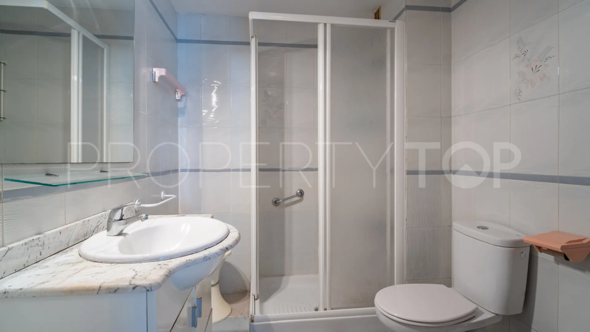For sale apartment in Pedregalejo