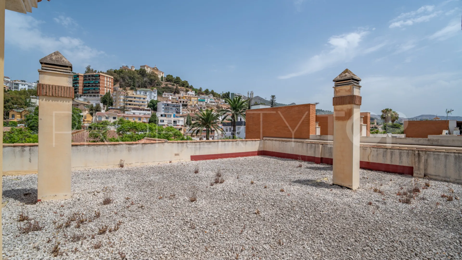 For sale apartment in Pedregalejo