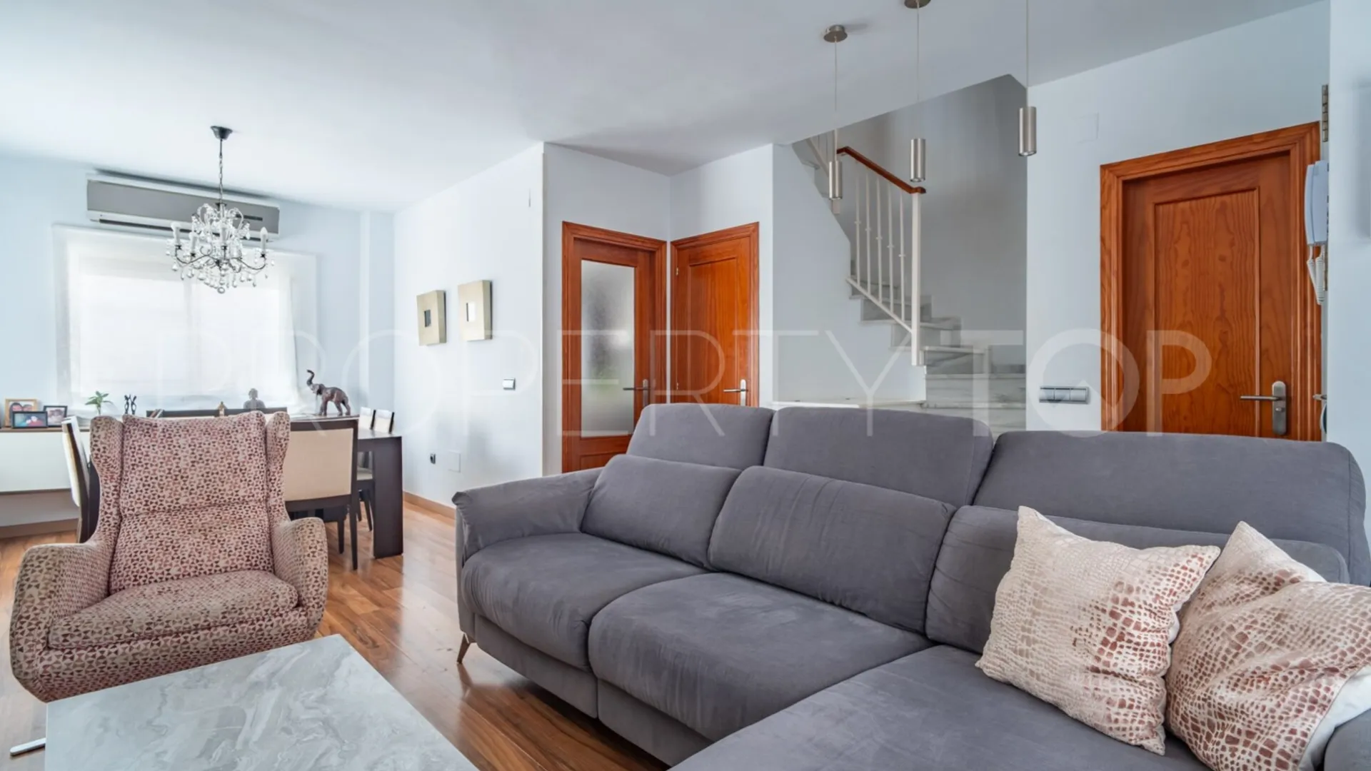 Buy semi detached house in Cartama