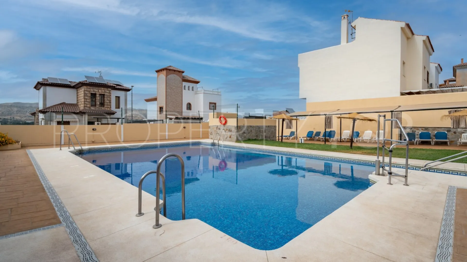 Buy semi detached house in Cartama