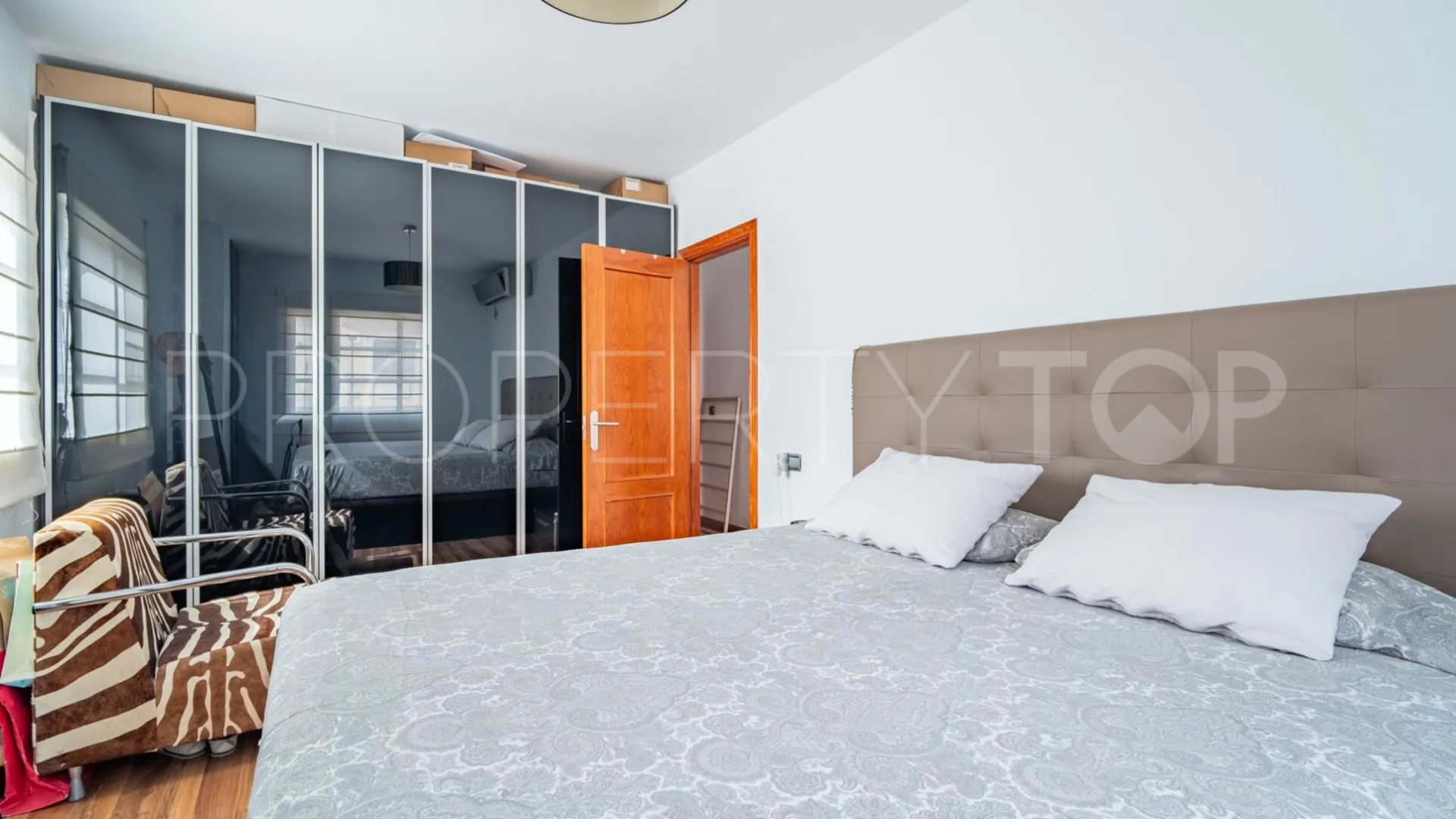 Buy semi detached house in Cartama