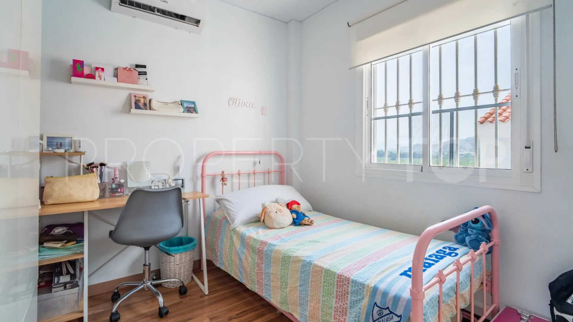 Buy semi detached house in Cartama