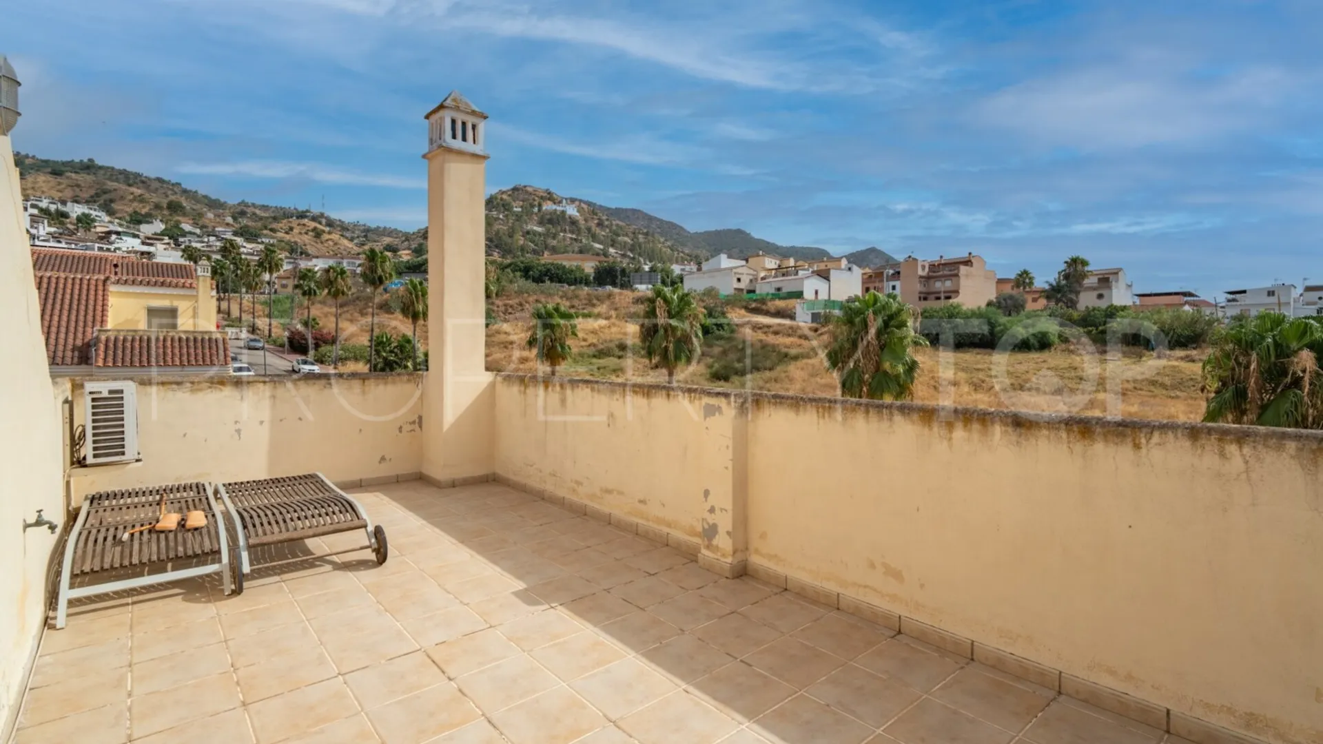 Buy semi detached house in Cartama