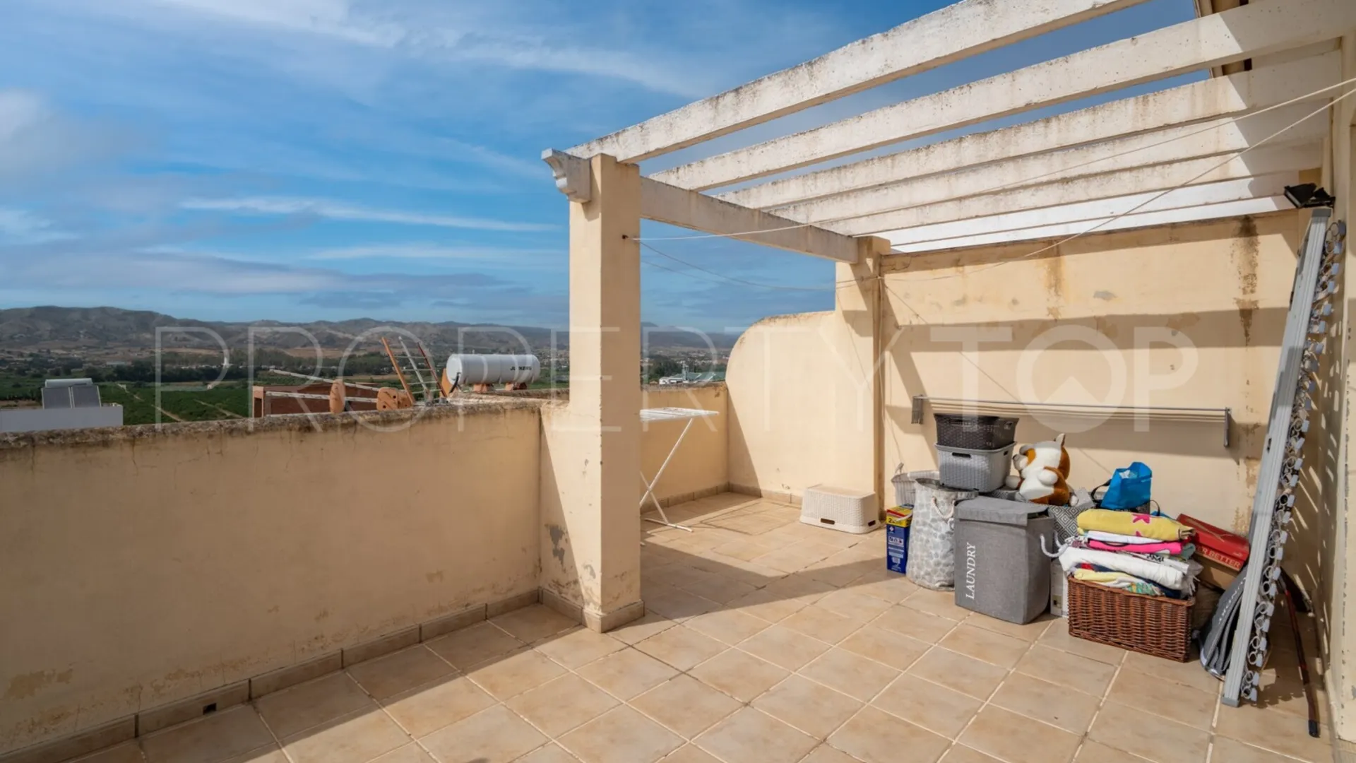 Buy semi detached house in Cartama