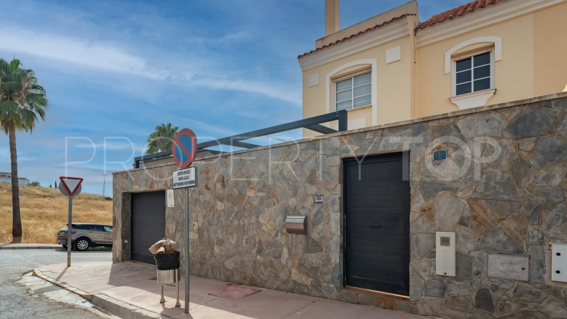 Buy semi detached house in Cartama