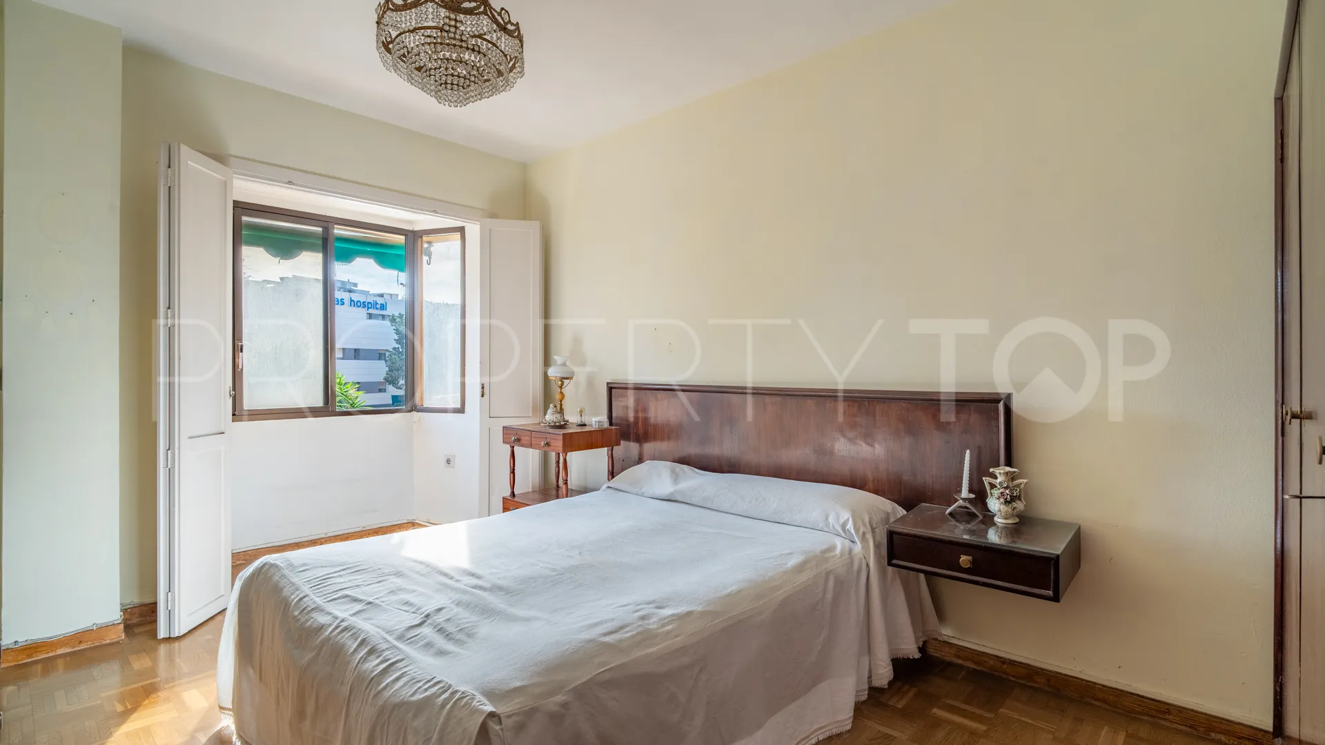 6 bedrooms apartment in El Limonar for sale