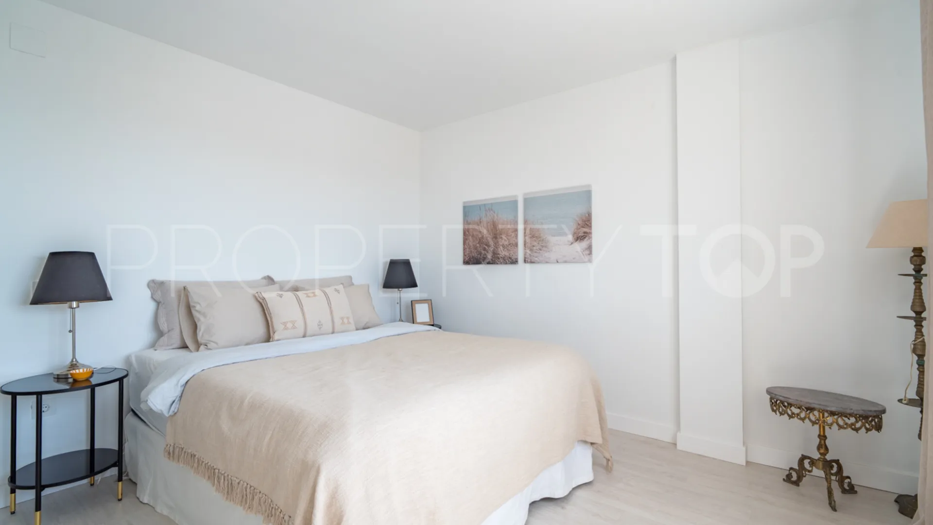 Huelin 4 bedrooms penthouse for sale