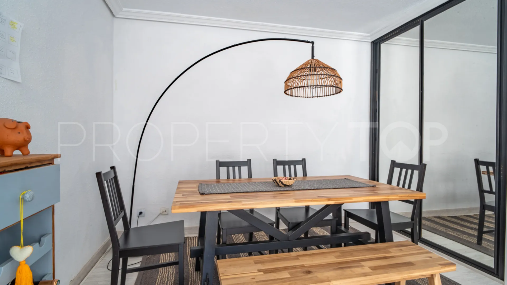 Apartamento en venta de 3 dormitorios en Huelin