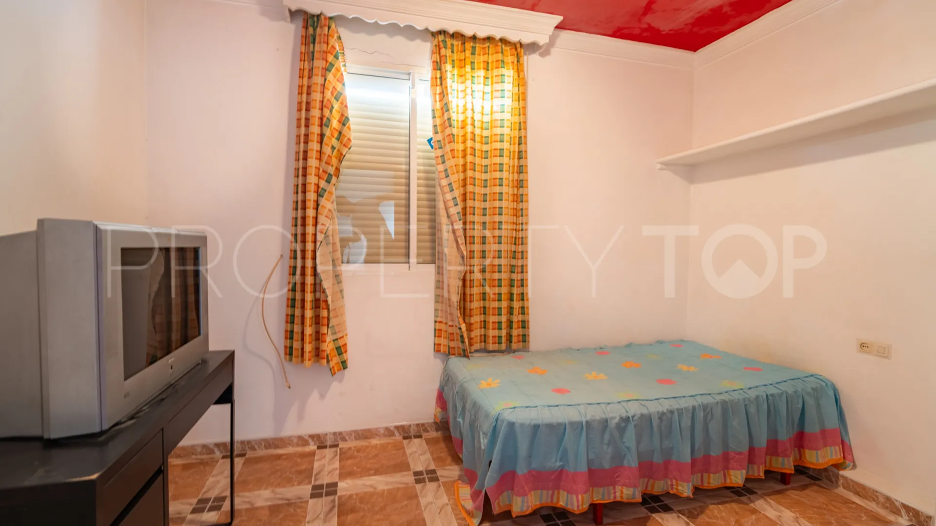 5 bedrooms town house in El Palo for sale