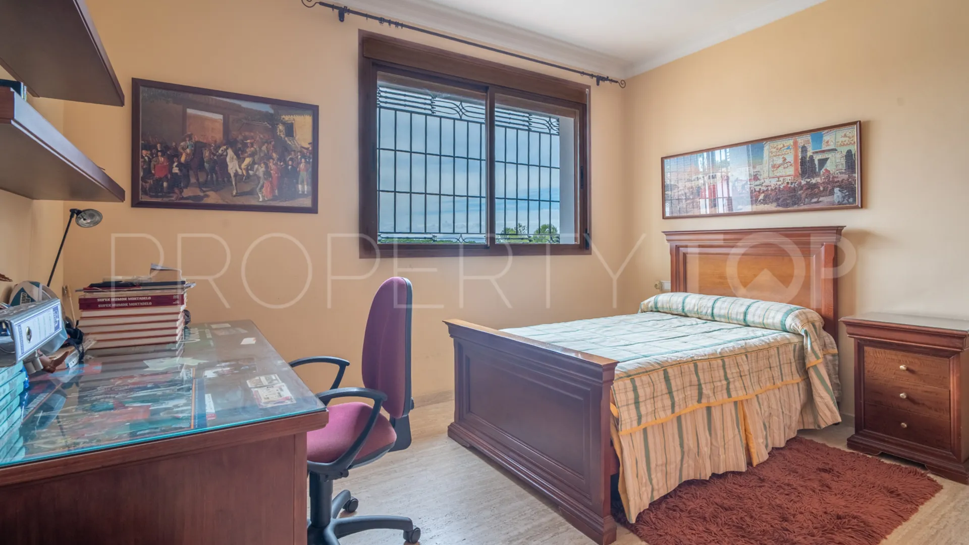 Pinares de San Antón 5 bedrooms house for sale