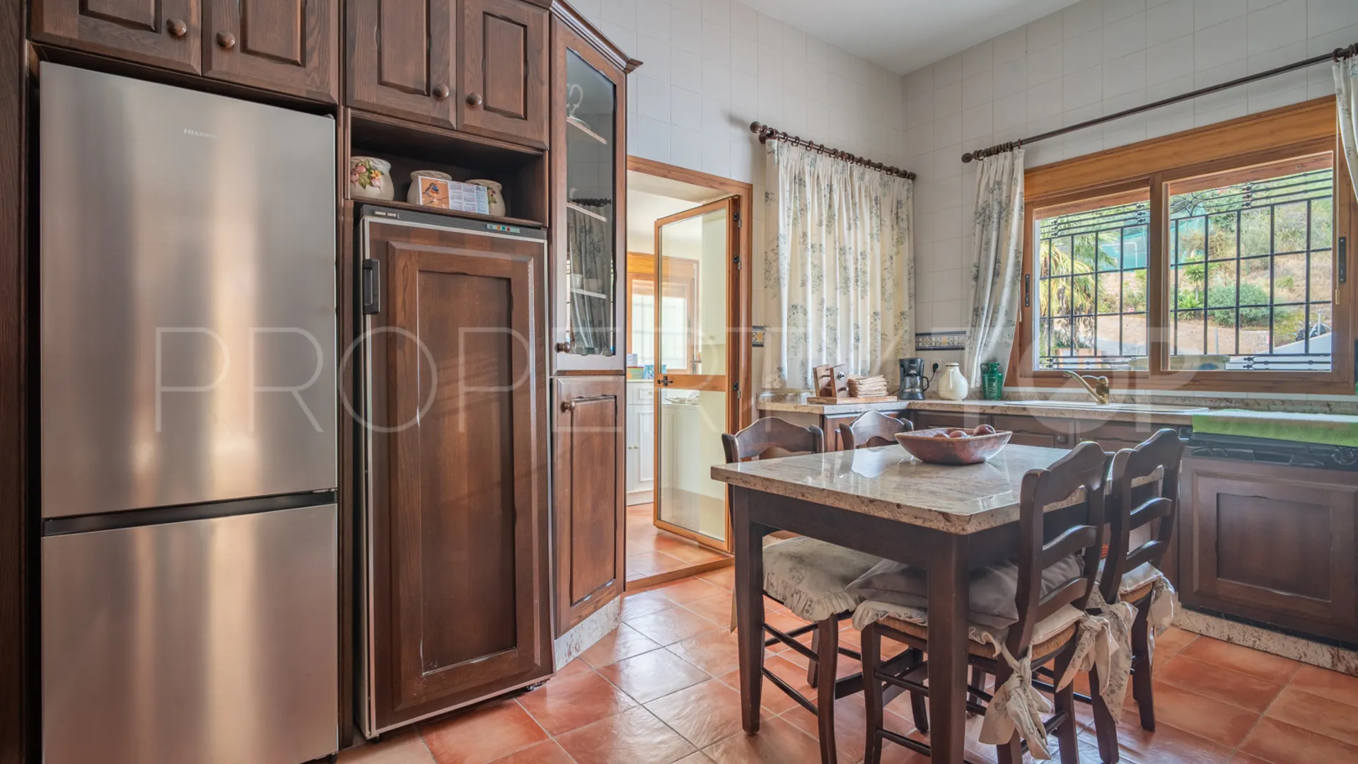 Pinares de San Antón 5 bedrooms house for sale