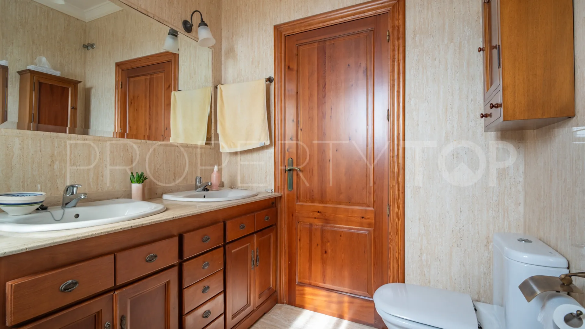 Pinares de San Antón 5 bedrooms house for sale