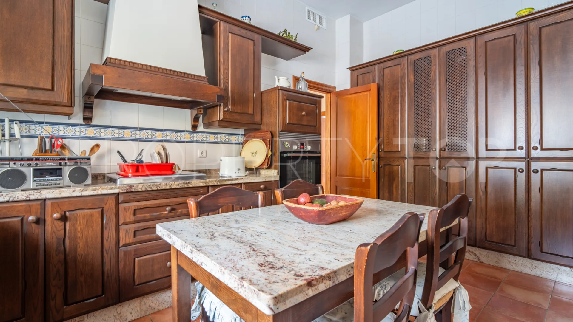 Pinares de San Antón 5 bedrooms house for sale