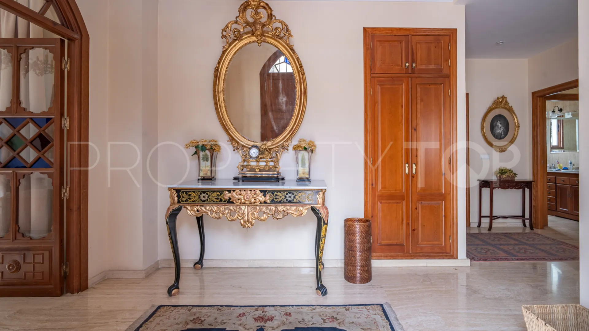 Pinares de San Antón 5 bedrooms house for sale