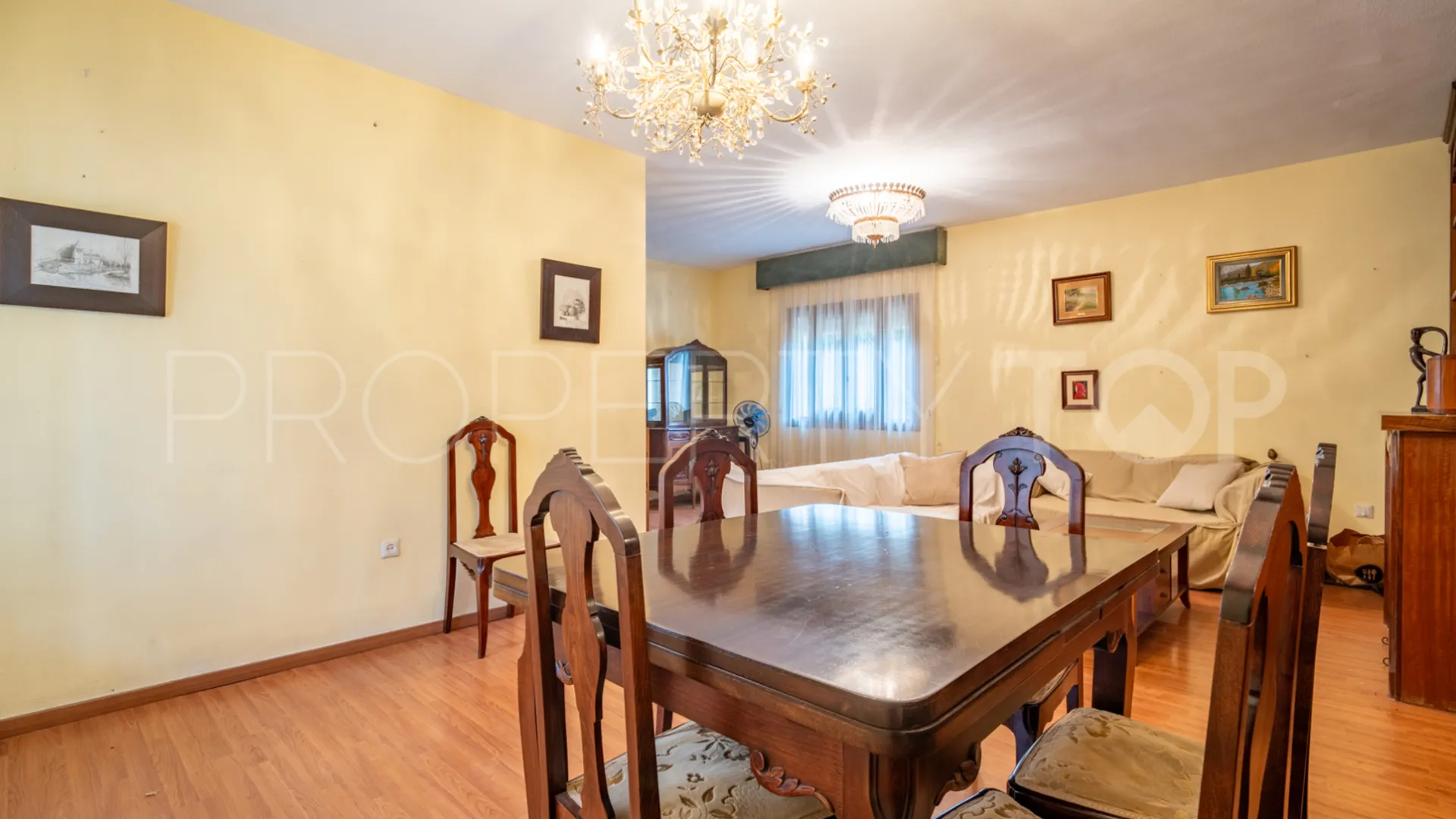 Se vende casa en Mayorazgo