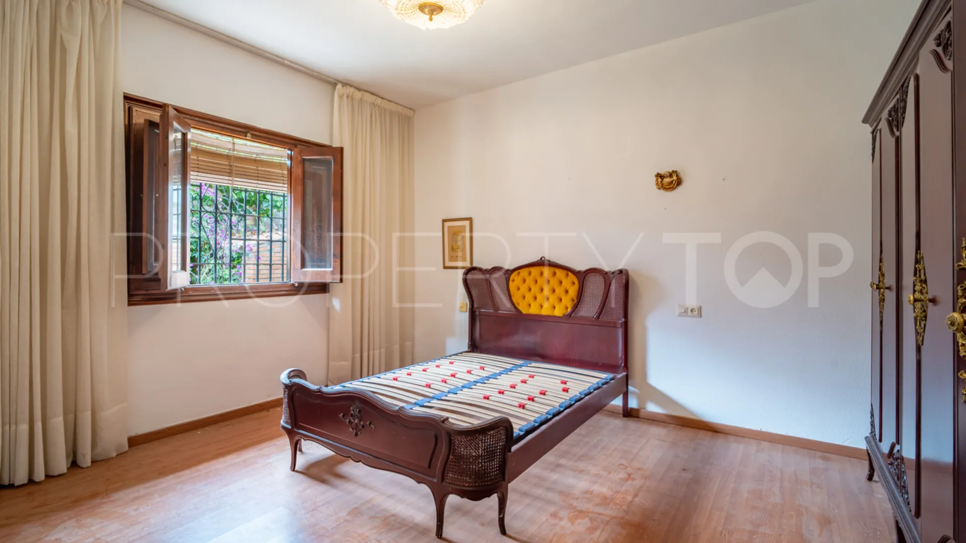 Se vende casa en Mayorazgo